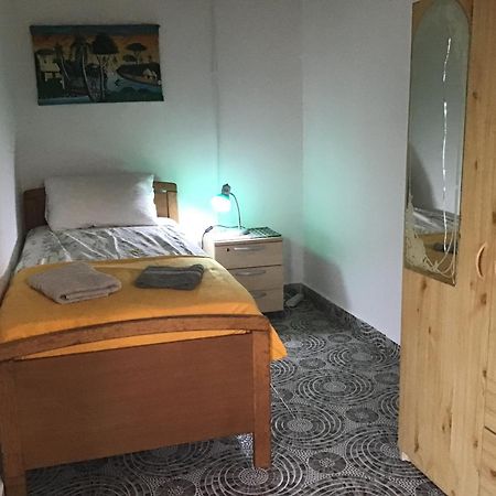 Anns Guesthouse Bakaugambia Luaran gambar